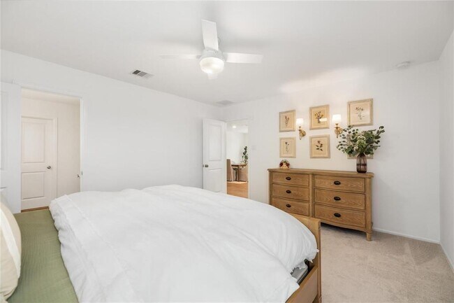 Building Photo - 1488 Twilight Grn Dr
