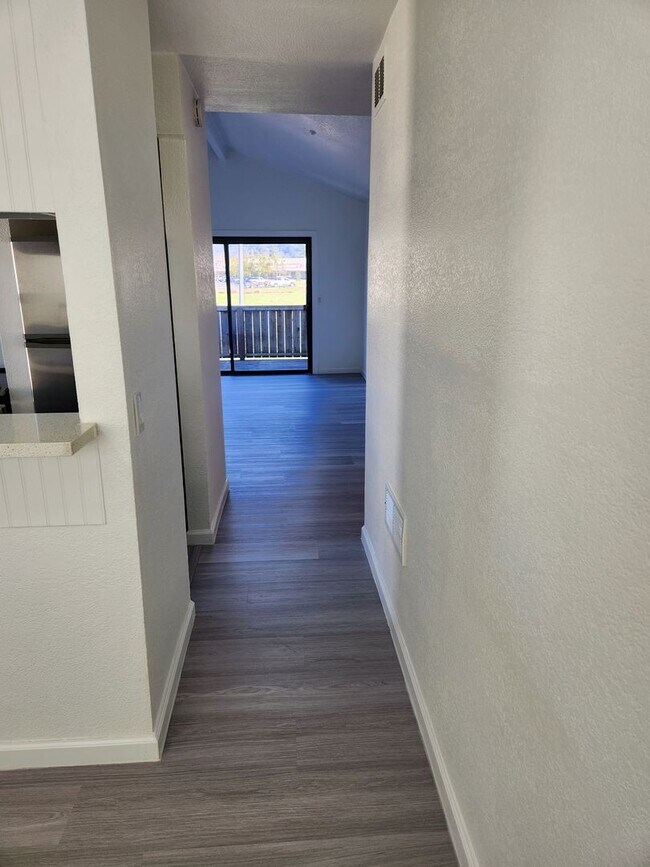 Building Photo - 775 Benicia Dr