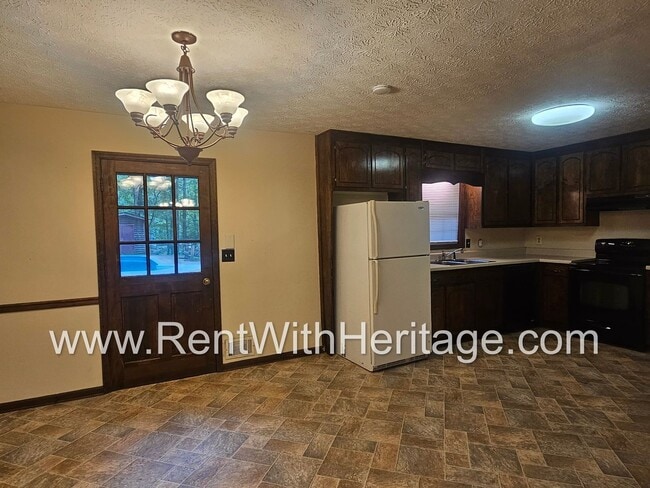 Building Photo - WOW! GORGEOUS HOME / PARTIAL FINISHED BASEMENT / RESORT STYLE POOL/ ALEXANDER HIGH SCHOOL