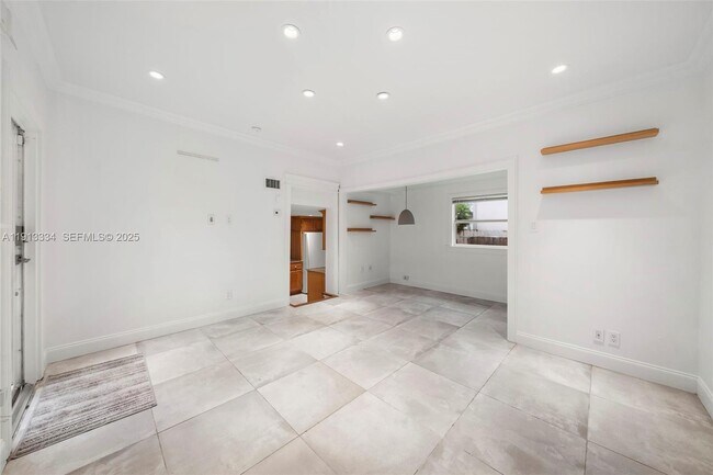 Building Photo - 151 NE 43rd St