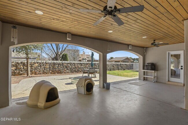 Building Photo - 312 Desert Garden Dr