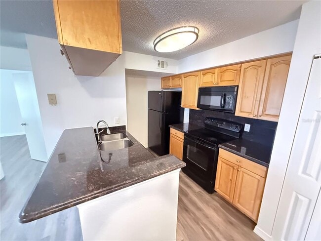 Building Photo - 4105 Tropical Isle Blvd