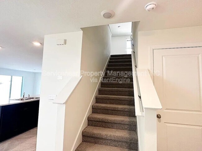 Building Photo - 5795 Cape Primrose Dr