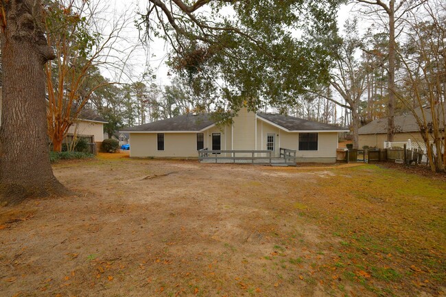 Building Photo - 2406 Spring Valley Cir