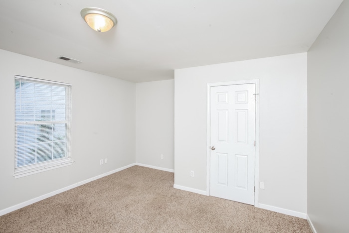 Building Photo - 9 Tindell Ct