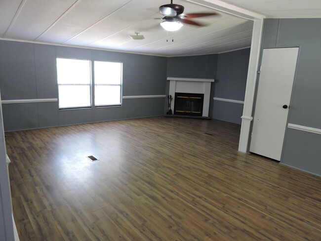 Building Photo - 5214 Keyser Mill Rd