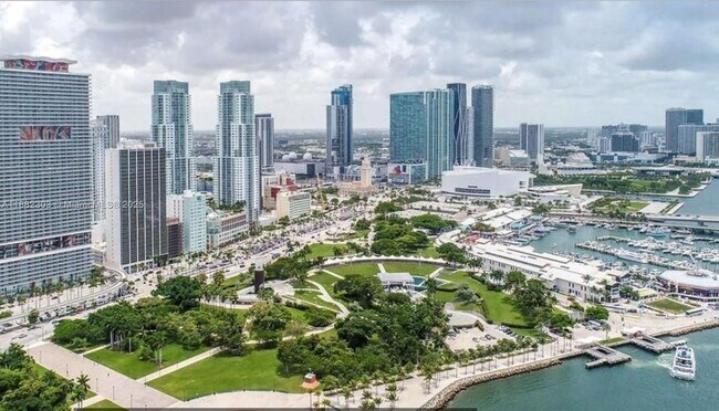 Building Photo - 50 Biscayne Blvd
