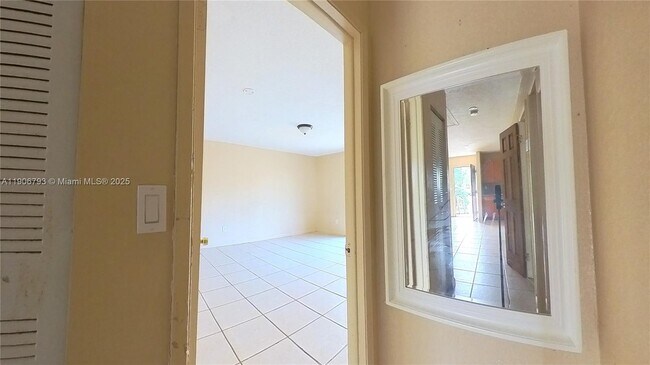 Building Photo - 28210 SW 143rd Ct