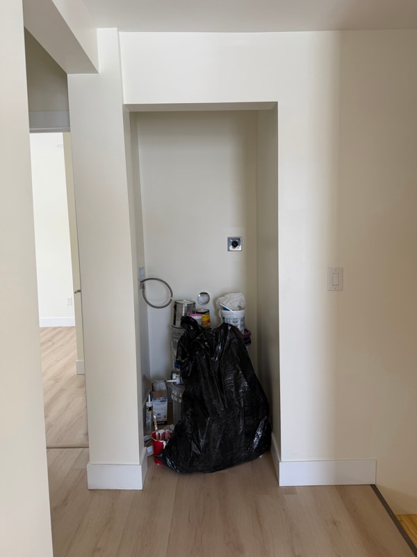 Building Photo - 204 E Plank Rd