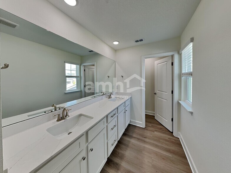 Building Photo - 2684 Noah Pines Pl