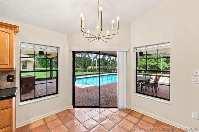 Building Photo - 10798 Cypress Bend Dr