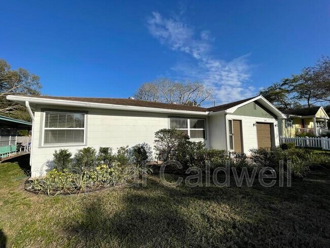 Building Photo - 1609 San Mateo Dr