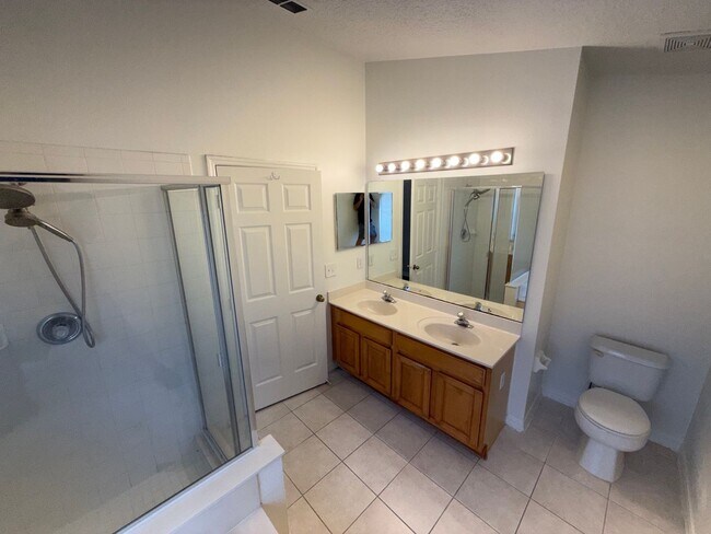 Building Photo - 12464 Castlemain Trail