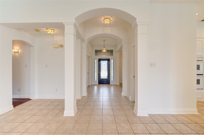Building Photo - 6015 Nash Creek Ct