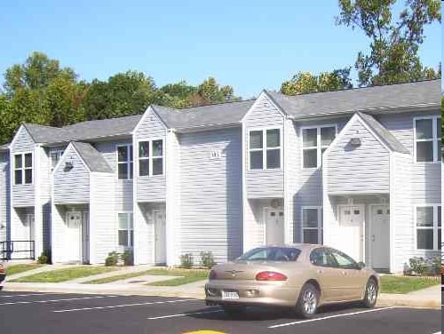 Building Photo - Meadows Apartments