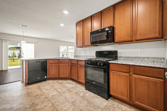 Building Photo - 120 Yellowfin Dr