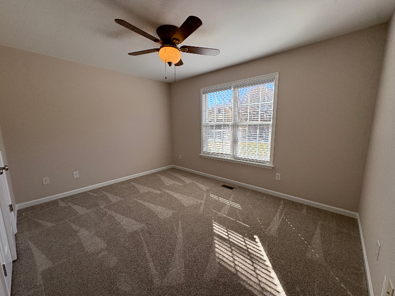 Building Photo - 342 Massengill Pond Rd