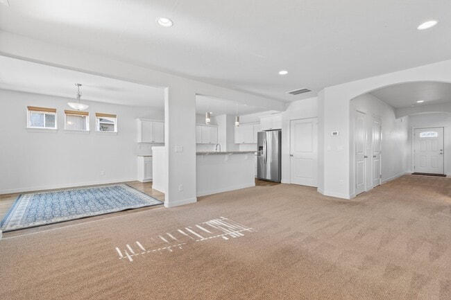 Building Photo - 1626 Dragon Tail Pl
