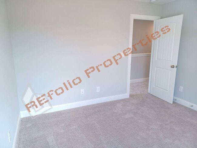 Building Photo - Brand New 4 BD 2-Car Garage Home @ Cottage...