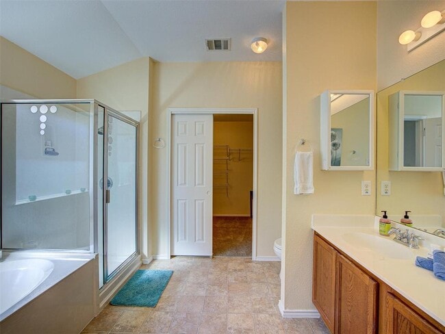 Building Photo - 120 Gila Cliff Dr