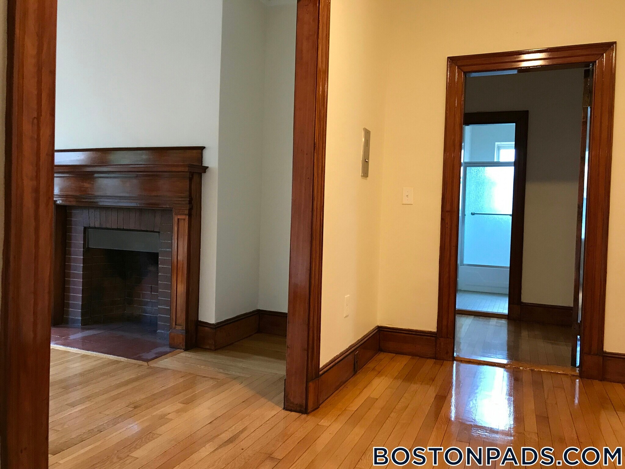 Building Photo - 163 Summer St