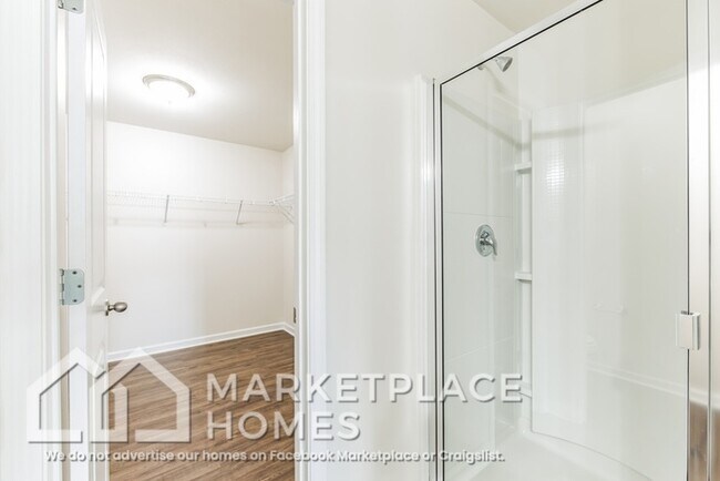 Building Photo - 2330 McCampbell Wells Way