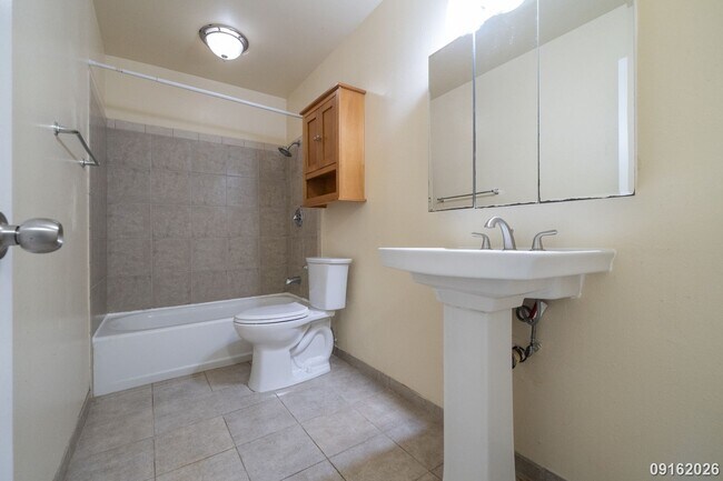 Building Photo - 47-705 Hui Kelu St #3