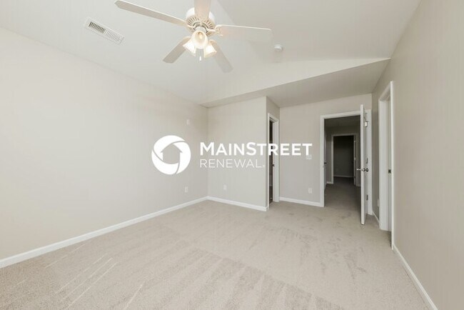 Building Photo - 3 Bedroom Pet-Friendly Home in Winston-Salem, NC with Main Street Renewal