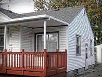 Building Photo - 1618 Pettibone Ave