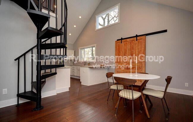 Building Photo - 451 S 22nd St