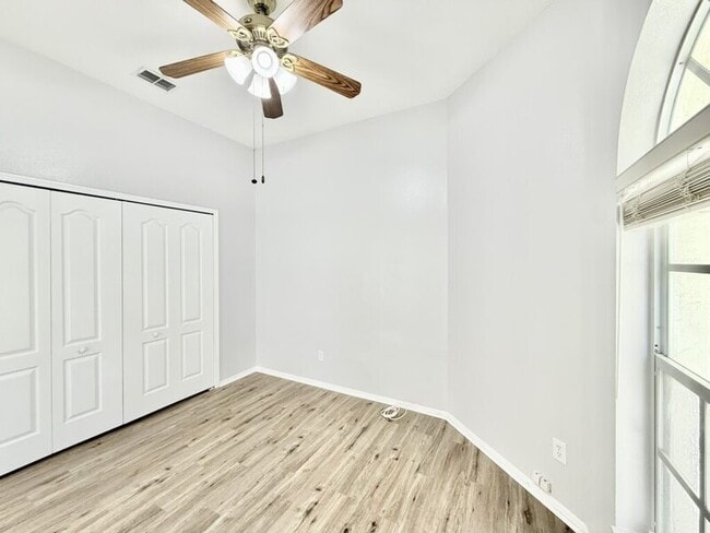 Building Photo - 4768 Ridgemoor Cir