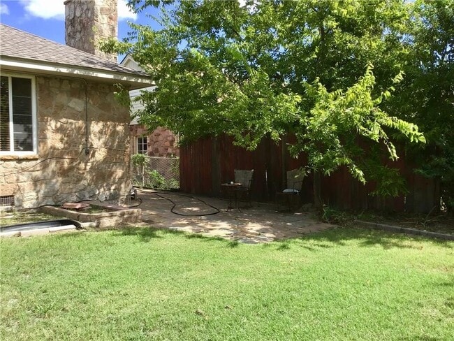 Building Photo - FREE MAY RENT + Great Location- Close to H...