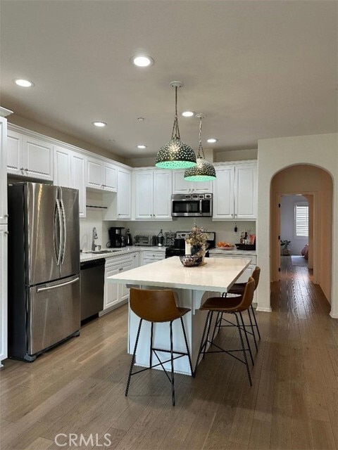 Building Photo - 511 S Kroeger St