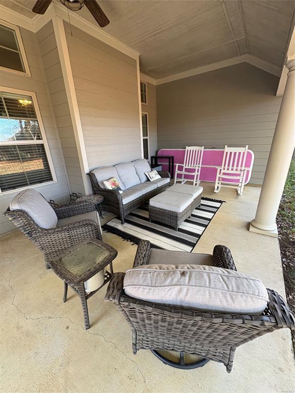 Building Photo - 9151 Cres Lodge Cir