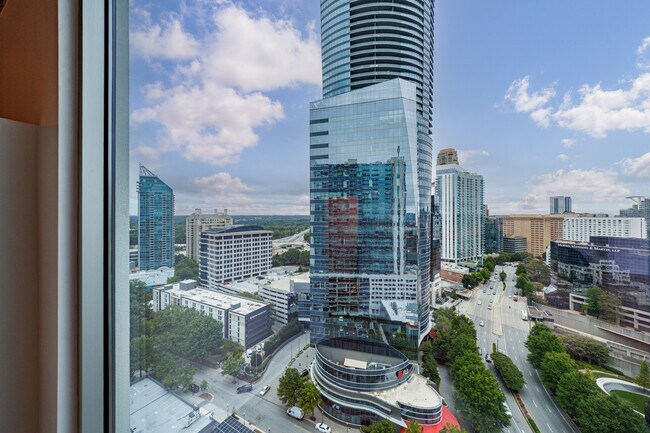 Building Photo - 3324 Peachtree Rd NE