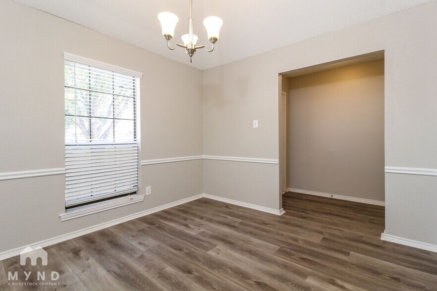 Building Photo - 6602 Glen Falls Dr