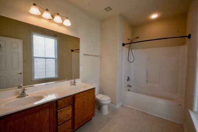 Building Photo - 181 Boggs Run