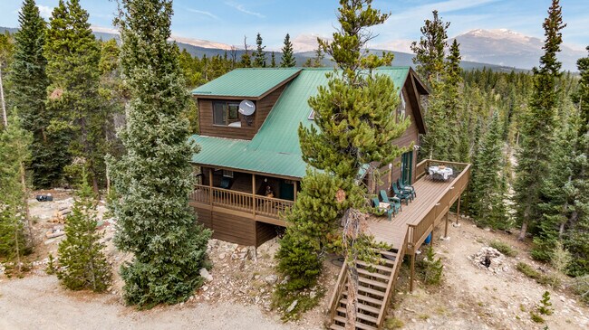 Primary Photo - 1083 Deer Trail Dr