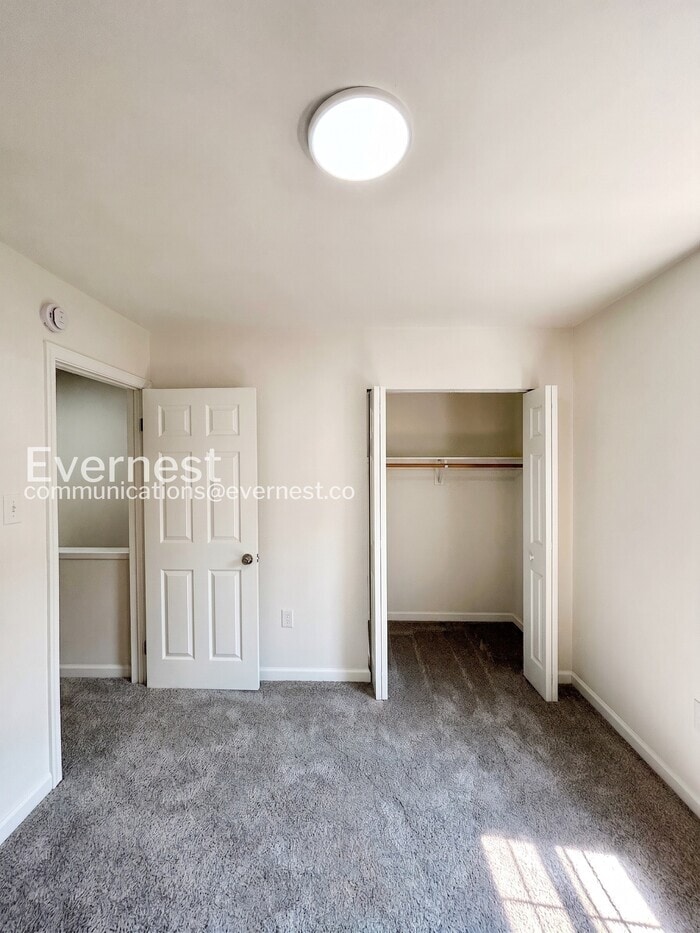 Building Photo - 503 N 30th St
