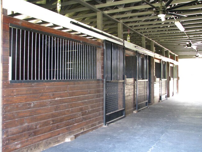 Building Photo - Beautiful 11.16 Acre Farm with Lots of Amenities!