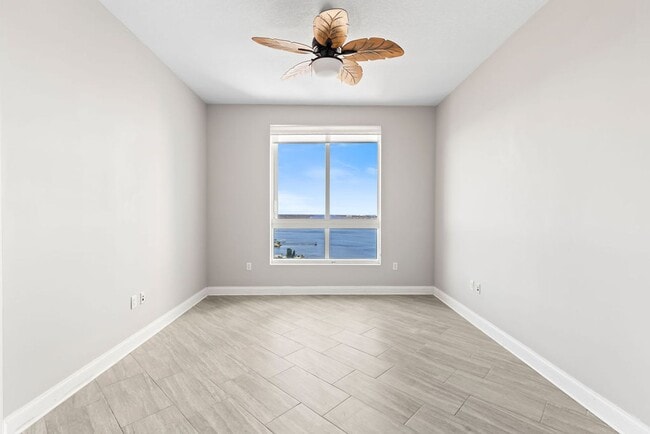 Building Photo - 3/3 Marina Grande on the Halifax Penthouse