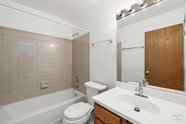 Building Photo - 3024 Max Ct