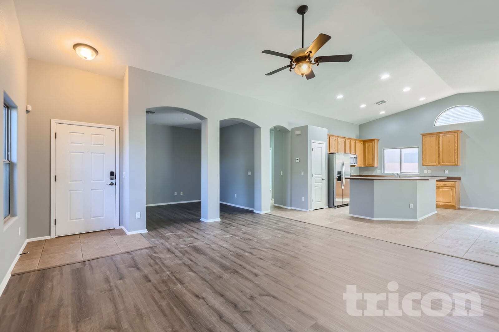 Building Photo - 44196 Vineyard St