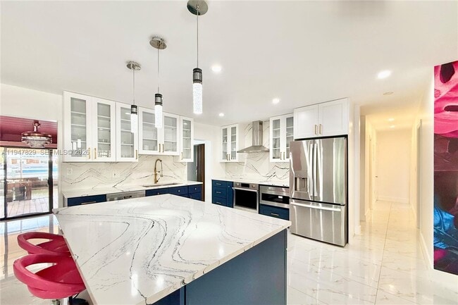 Building Photo - 2216 NE 18th Ave