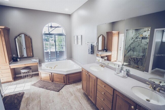 Building Photo - 8344 9th Ave Terrace NW