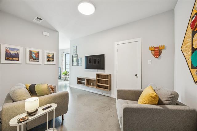 Building Photo - 2238 Rook Dr