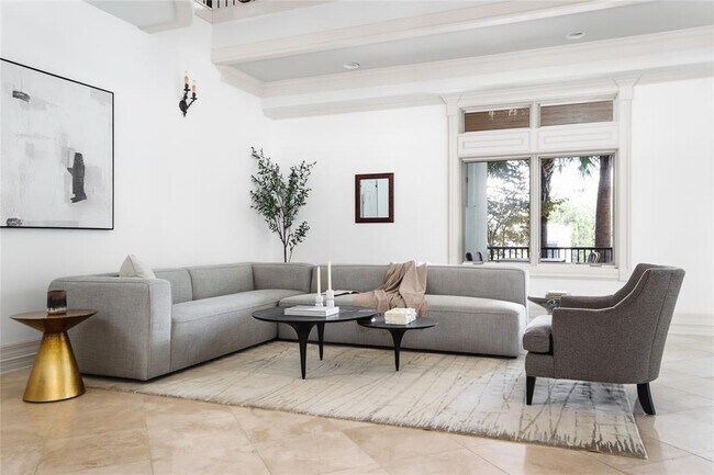 Building Photo - 2705 Island Ledge Cove