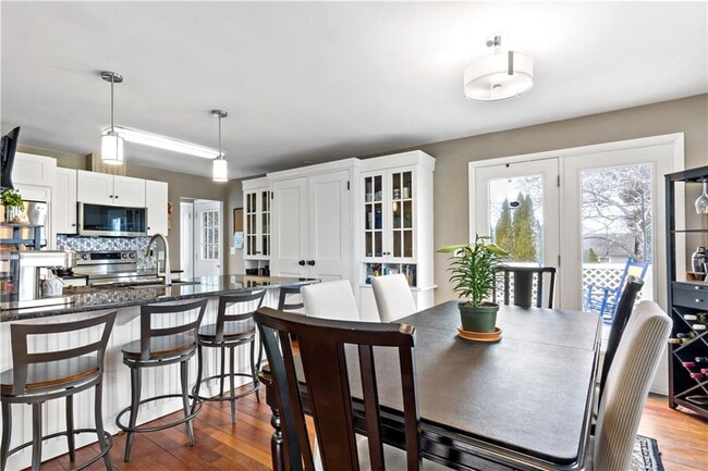 Building Photo - 3 Paul Ave