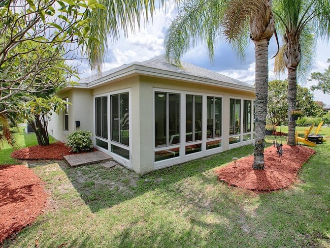 Building Photo - 486 Troy Loop