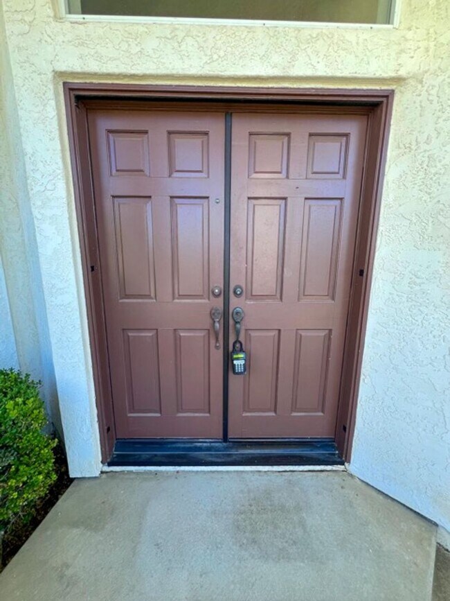 Building Photo - Wonderful 4 bedroom Temecula home for LEASE!